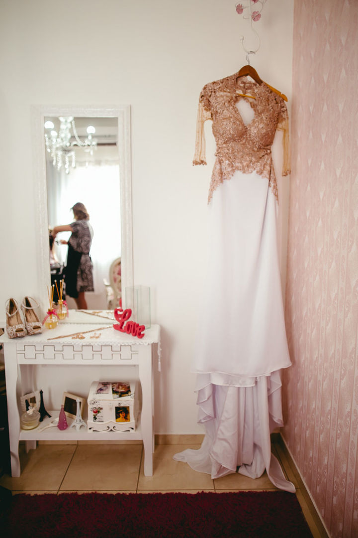 Foto Escolhendo o vestido de noiva perfeito! Foto Escolhendo o vestido de noiva perfeito! - Imagem 9